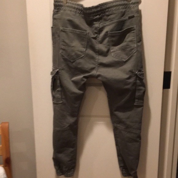 Rare! Zara Man Drawstring Cargo size XL khaki green. Awesome pair! - Picture 12 of 13